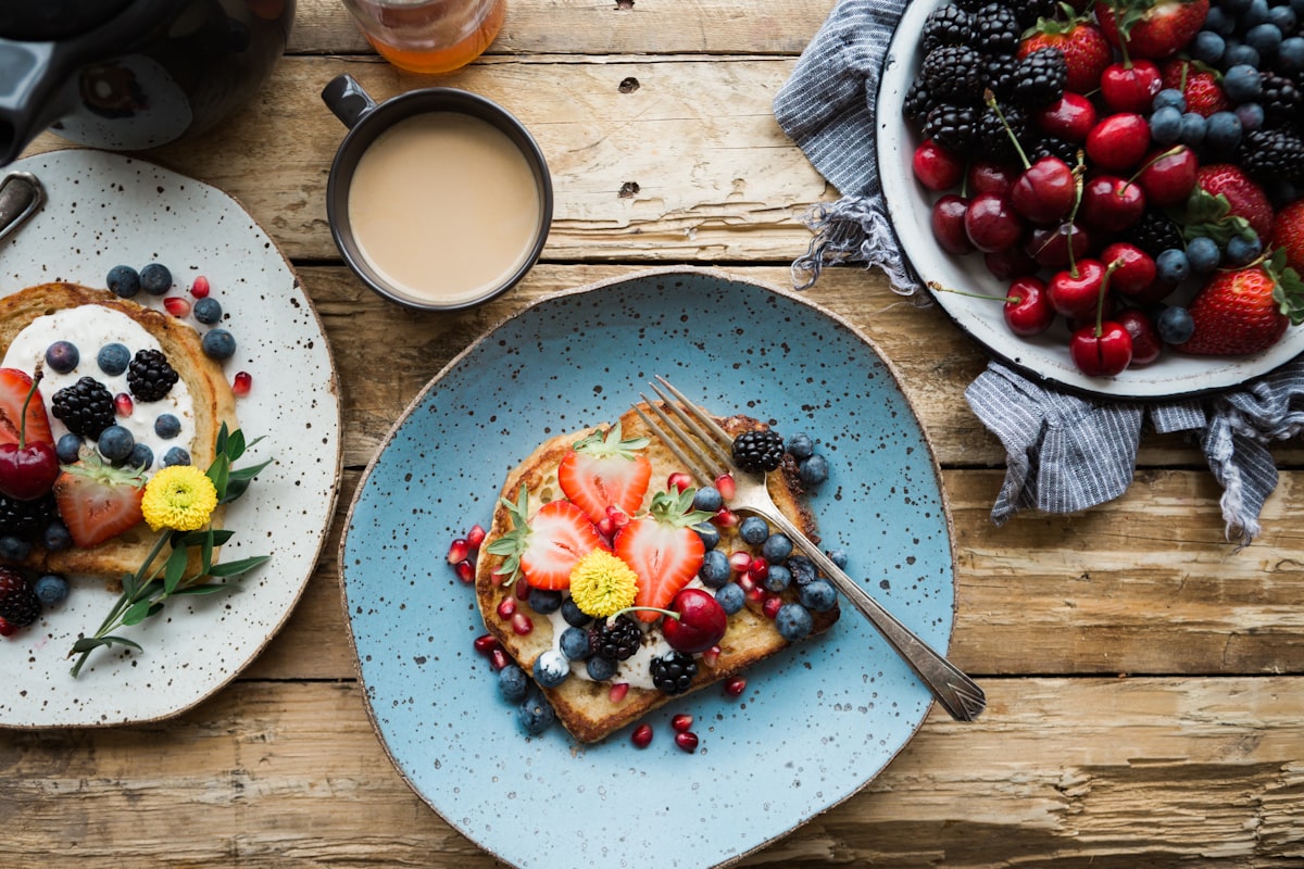 Porridge con frutta secca e miele